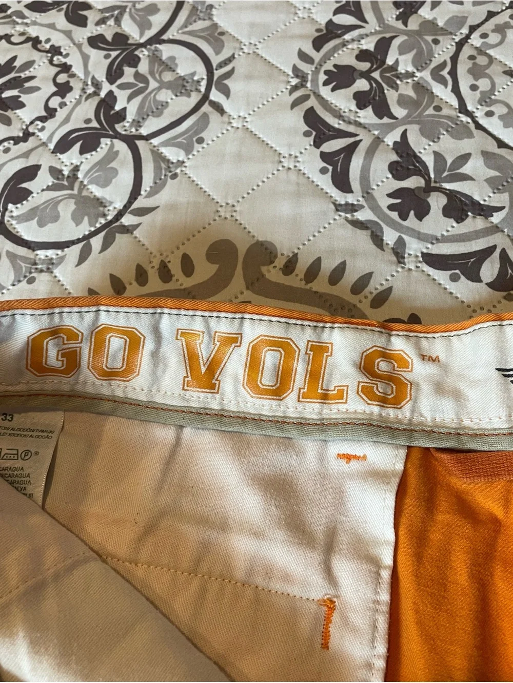 Men's Tennessee Vols Orange Shorts size 33